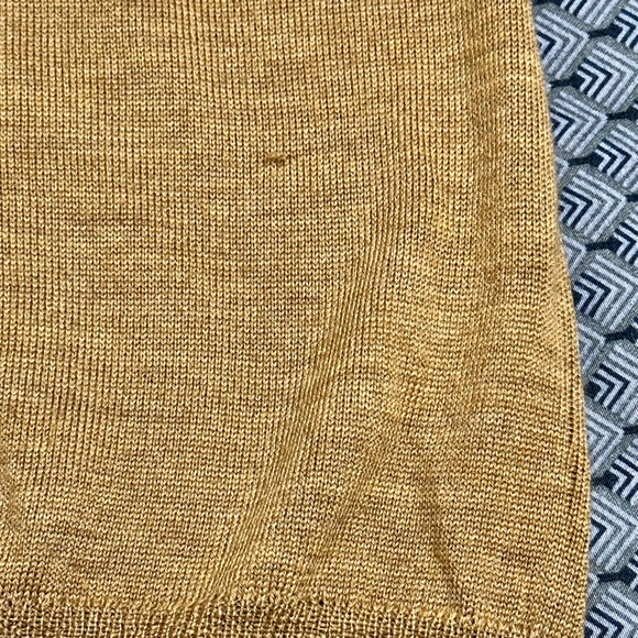 Simons Contemporaine Women’s Merino V-Neck Vest Size M - Picture 8 of 8